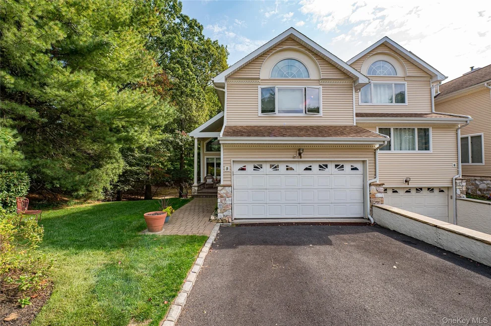 Unit for sale at 5 Princess Tree Court, Brookhaven, NY 11777