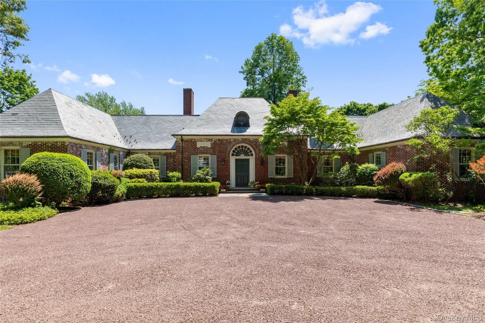 Unit for sale at 1780 Route 106, Oyster Bay, NY 11791