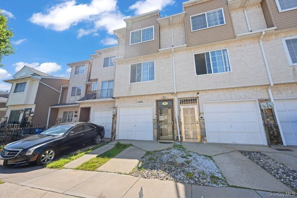 Unit for sale at 84 Long Pond Lane, New York, NY 10304