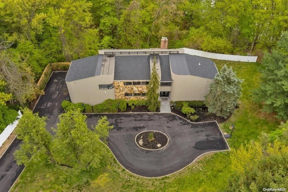Unit for sale at 22 W View Drive, Oyster Bay, NY 11771