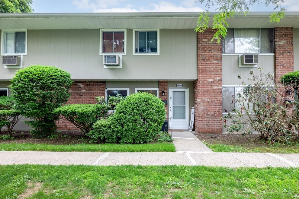 Unit for sale at 1702 Old Country Road, Greenburgh, NY 10523