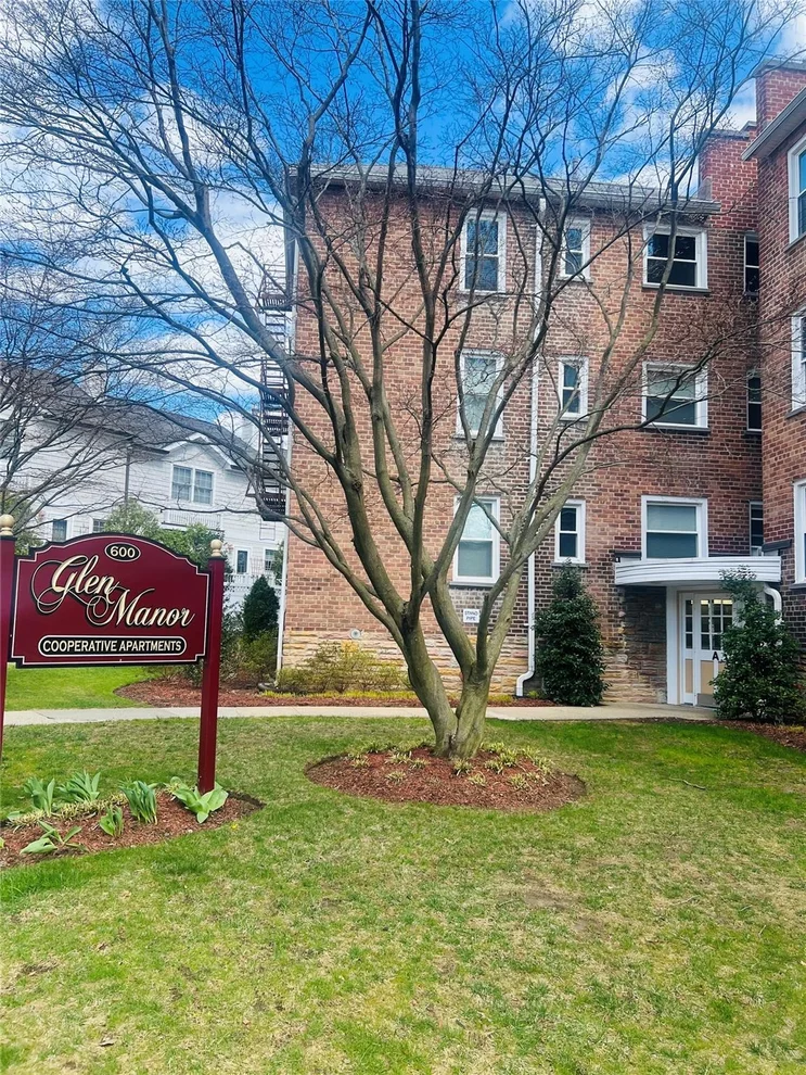 Unit for sale at 600 Pelham Road, New Rochelle, NY 10805