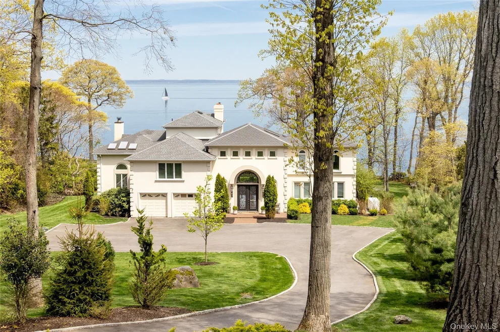 Unit for sale at 17 Sea Crest Drive, Huntington, NY 11743