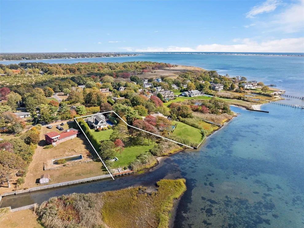 Unit for sale at 88 Evergreen Avenue, Brookhaven, NY 11940