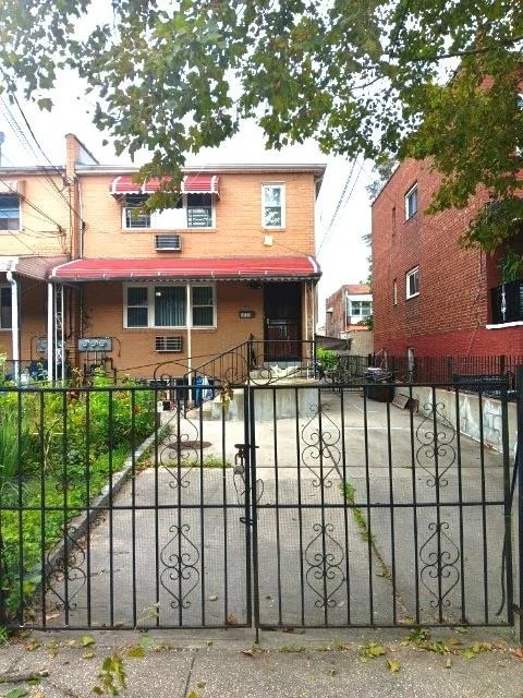 Unit for sale at 1023 E 224th Street, New York, NY 10466
