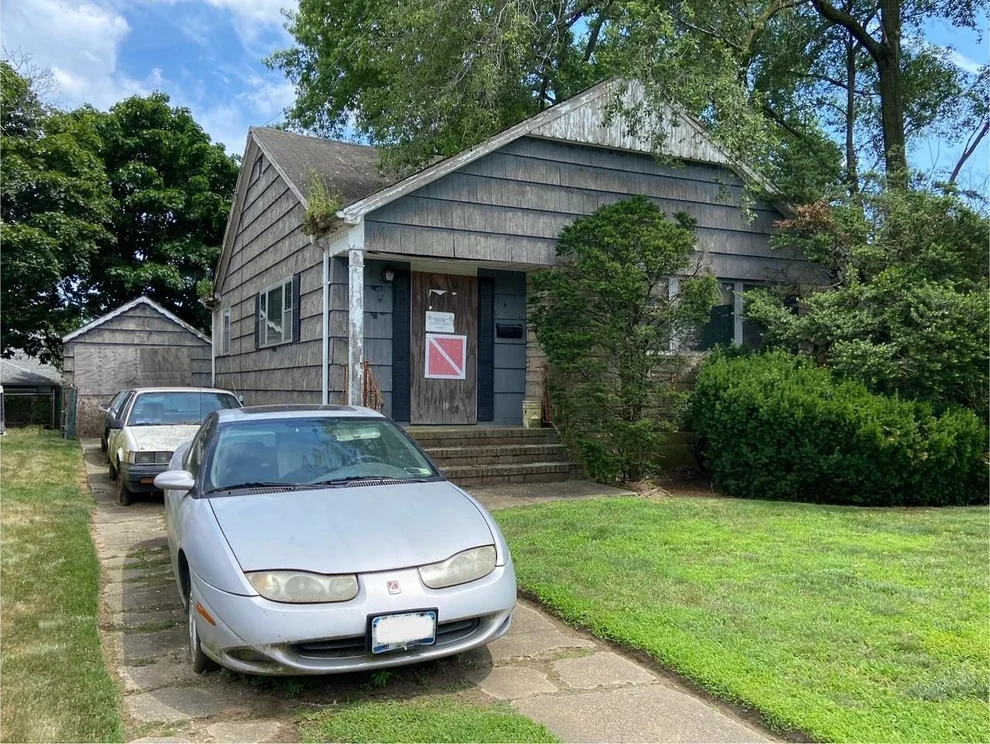 Unit for sale at 26 Countisbury Avenue, Hempstead, NY 11580