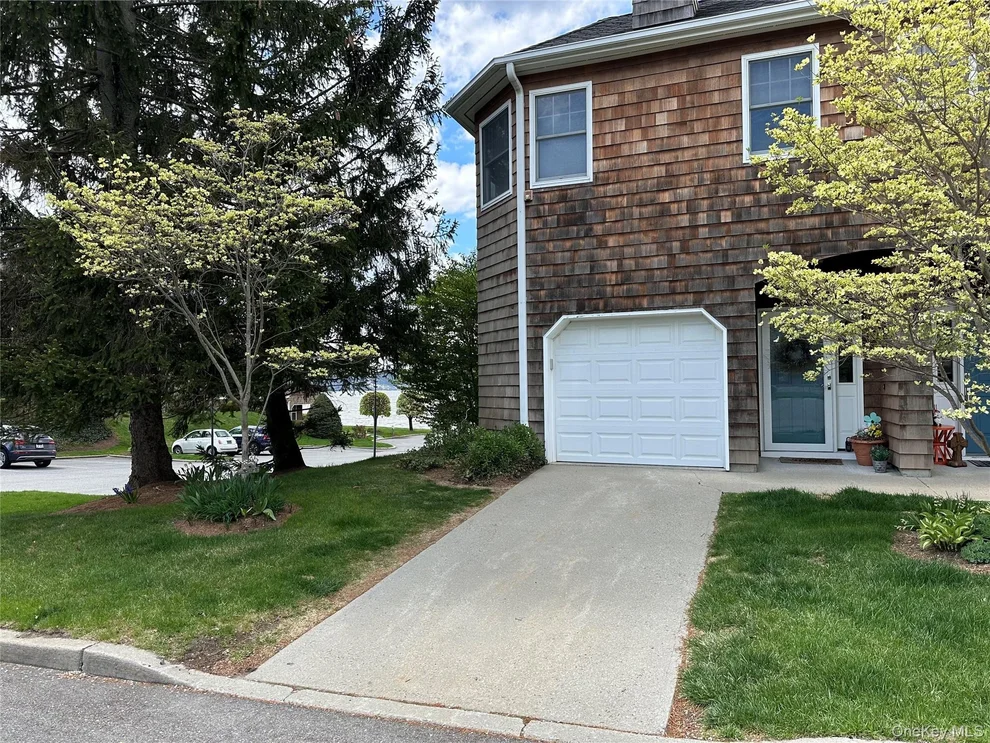 Unit for sale at 420 Half Moon Bay Drive, Cortlandt, NY 10520