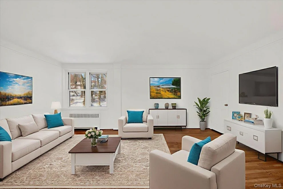 Unit for sale at 811 Bronx River Road, Yonkers, NY 10708