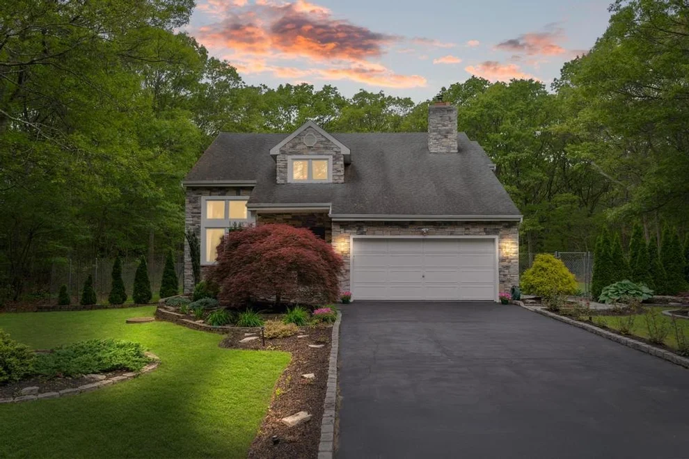 Unit for sale at 150 Hammond Lane, Brookhaven, NY 11720