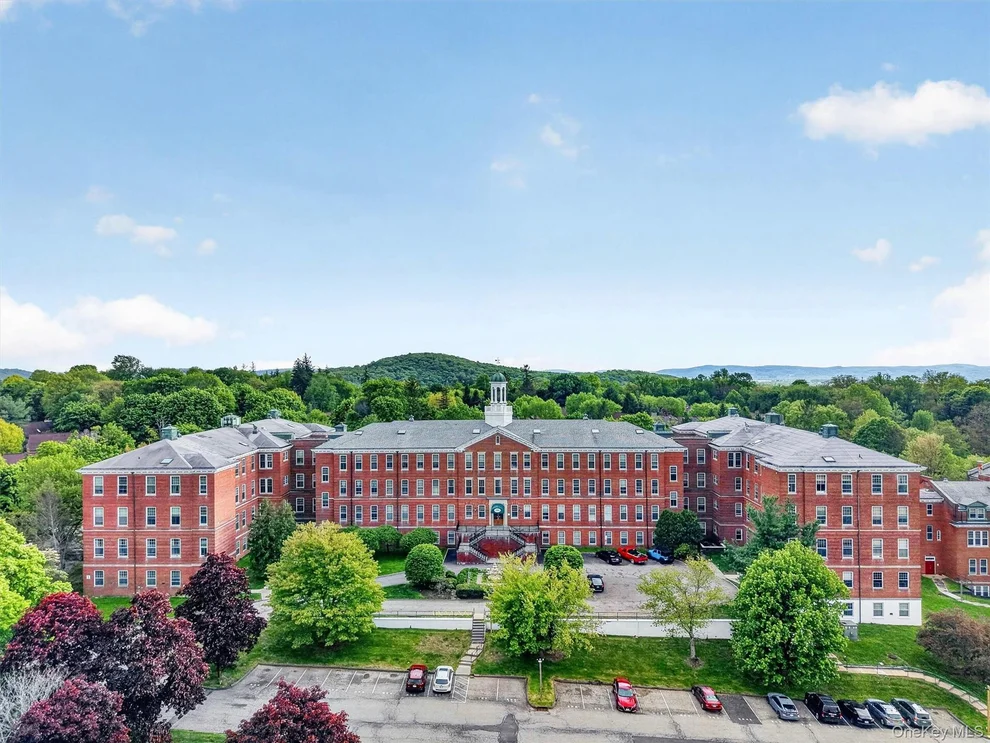 Unit for sale at 5211 Villa At The, Peekskill, NY 10566