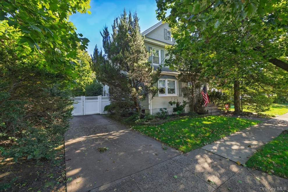 Unit for sale at 2887 Stevens Street, Hempstead, NY 11572
