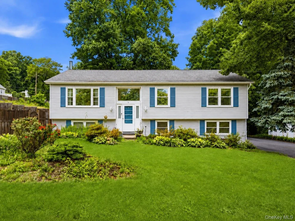 Unit for sale at 11 Brayton Road, Kent, NY 10512