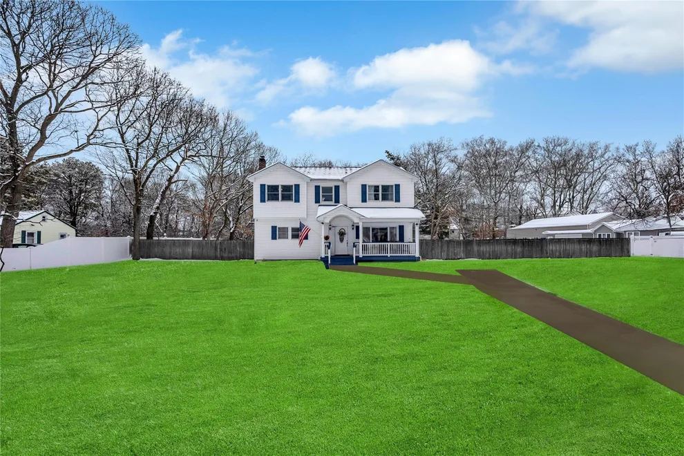 Unit for sale at 145 Hammond Road, Brookhaven, NY 11720