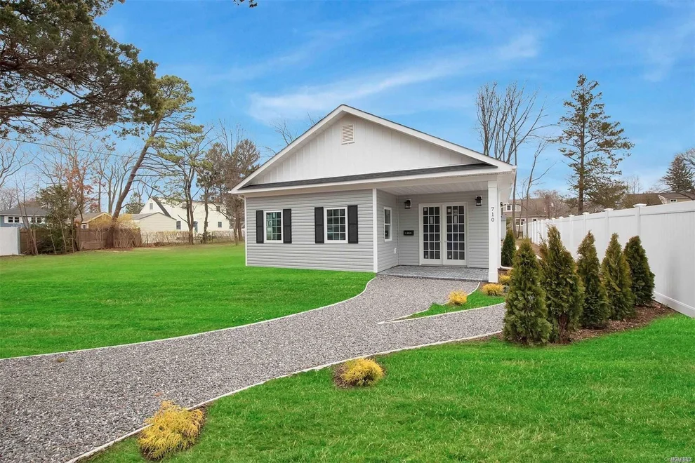 Unit for sale at 710 10th Street, Babylon, NY 11704