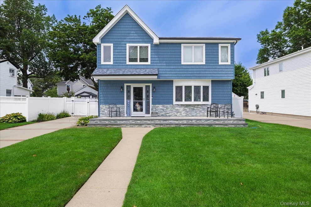 Unit for sale at 2618 Mount Avenue, Hempstead, NY 11572
