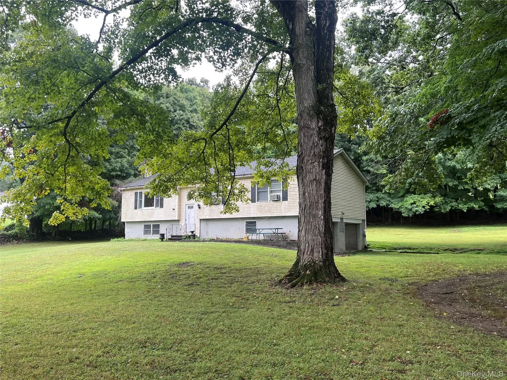 Unit for sale at 81 Manitou Station Road, Philipstown, NY 10524