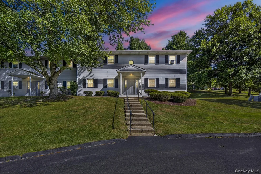 Unit for sale at 5 Yew Court, Fishkill, NY 12524