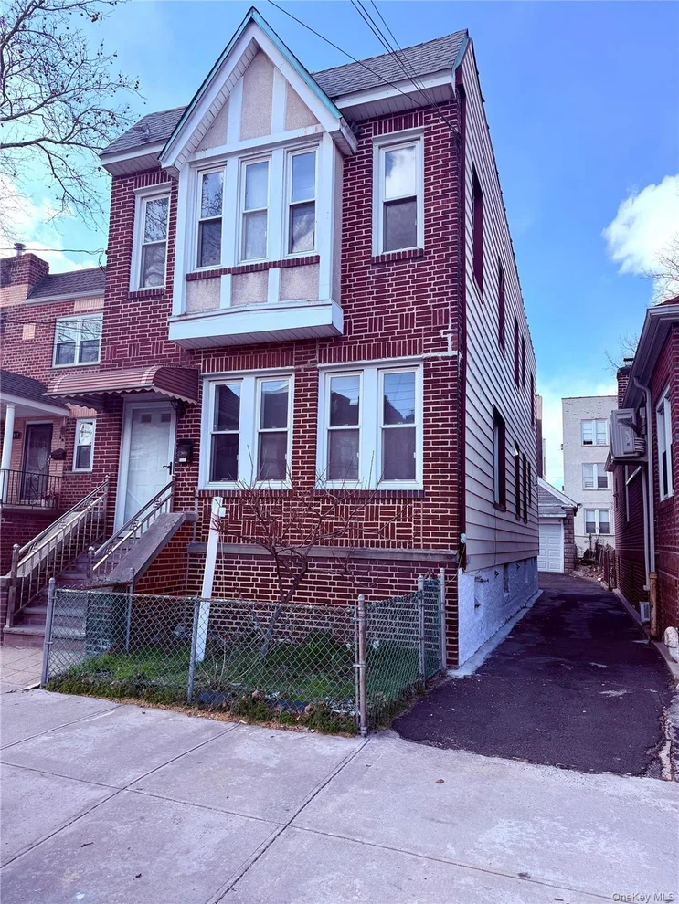 Unit for sale at 2819 Coddington Avenue, New York, NY 10461