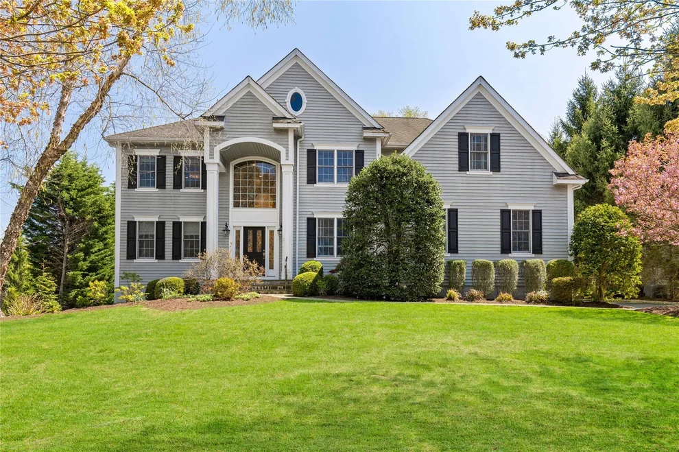 Unit for sale at 35 Stonewall Circle, Harrison, NY 10604