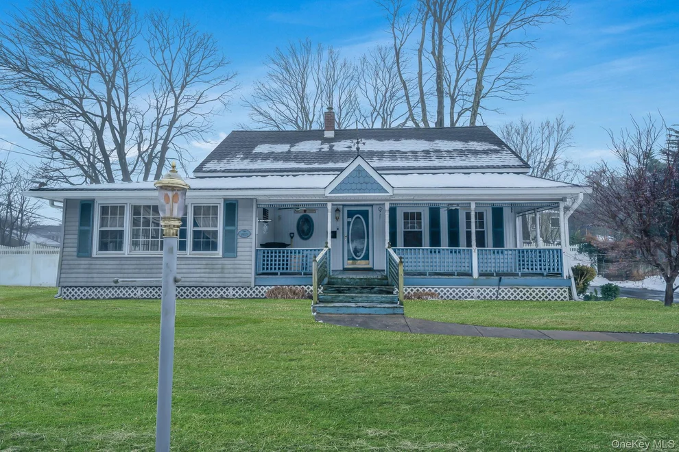 Unit for sale at 778 Terry Road, Islip, NY 11788