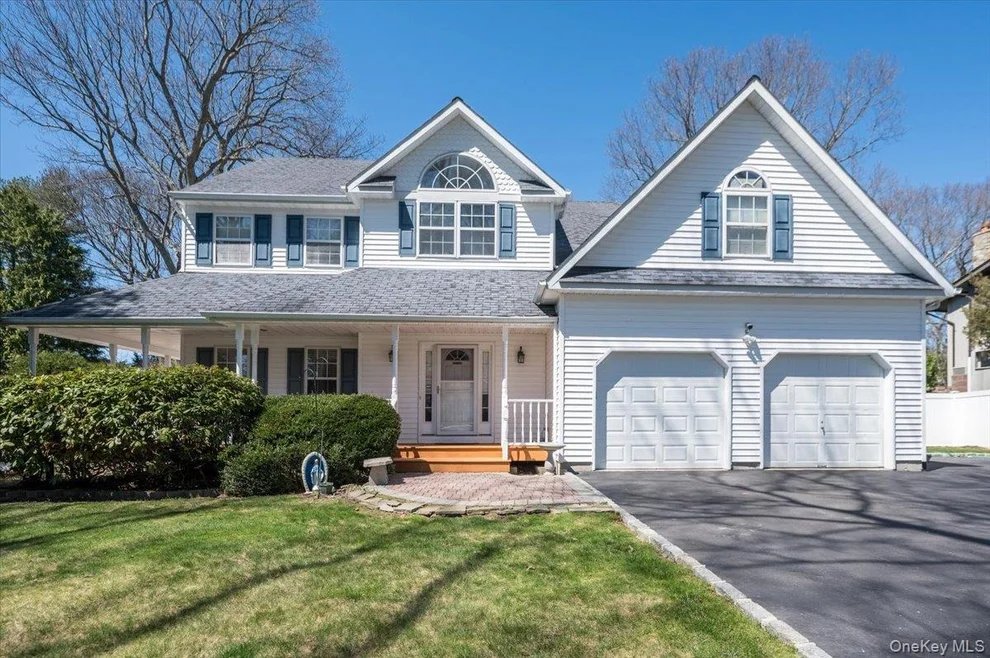 Unit for sale at 20 Pineacre Drive, Smithtown, NY 11787
