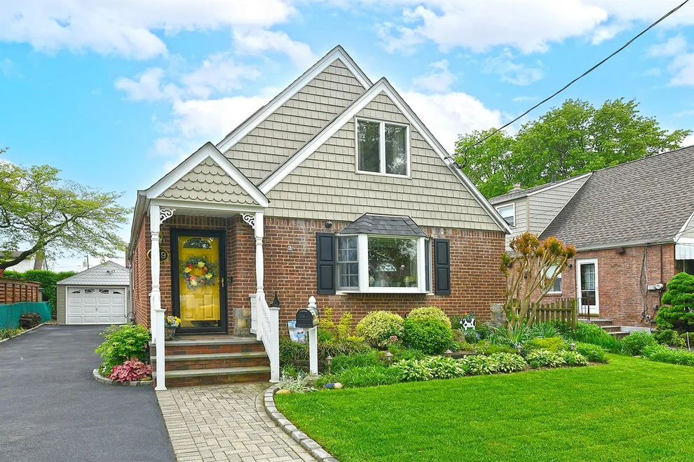 Unit for sale at 129 Brown Street, North Hempstead, NY 11501