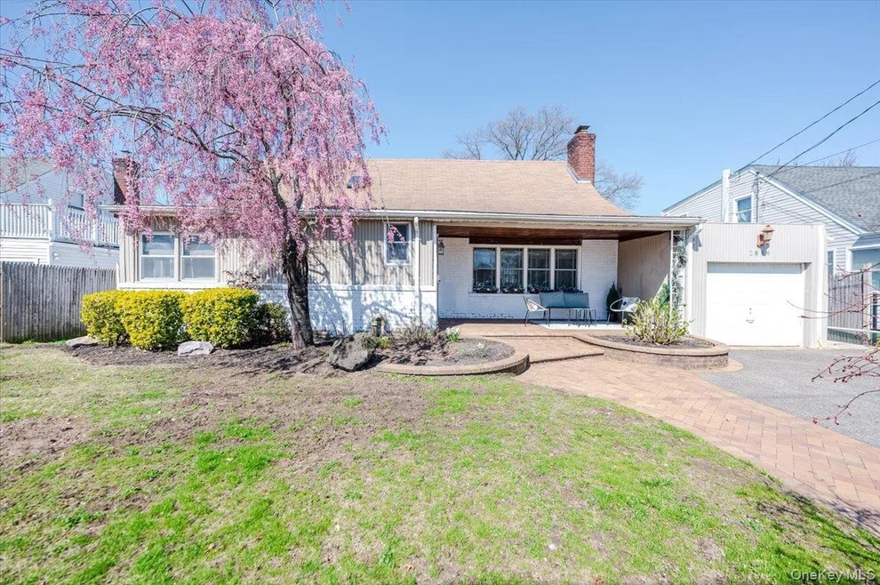 Unit for sale at 2814 River Avenue, Hempstead, NY 11572