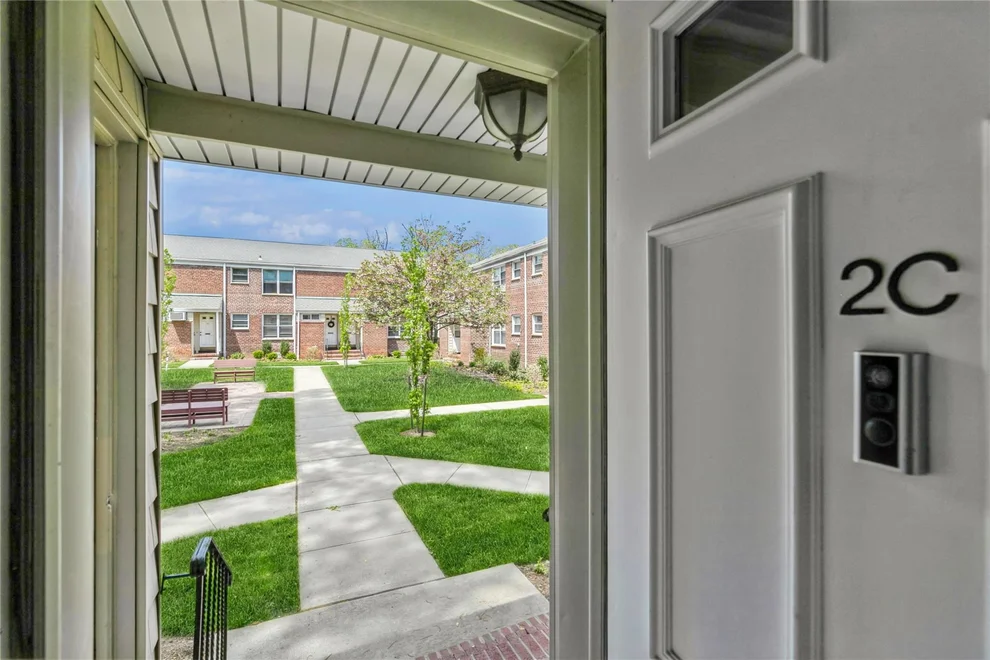 Unit for sale at 47 Edwards Street, North Hempstead, NY 11577