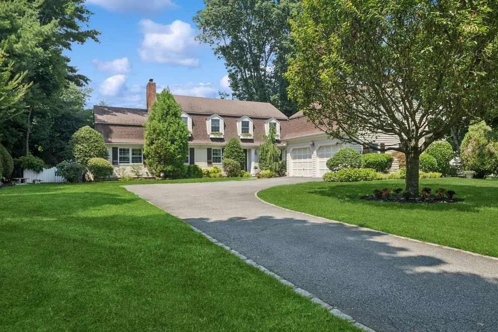 Unit for sale at 77 2nd Street, Hempstead, NY 11530