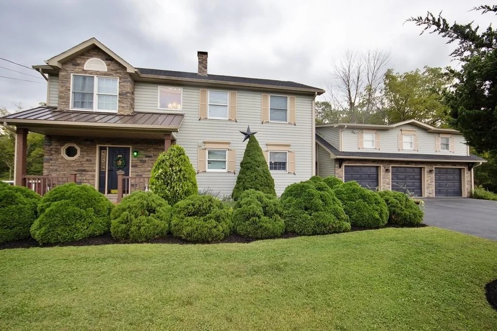 Unit for sale at 168 S Centerville Road, Wawayanda, NY 10940