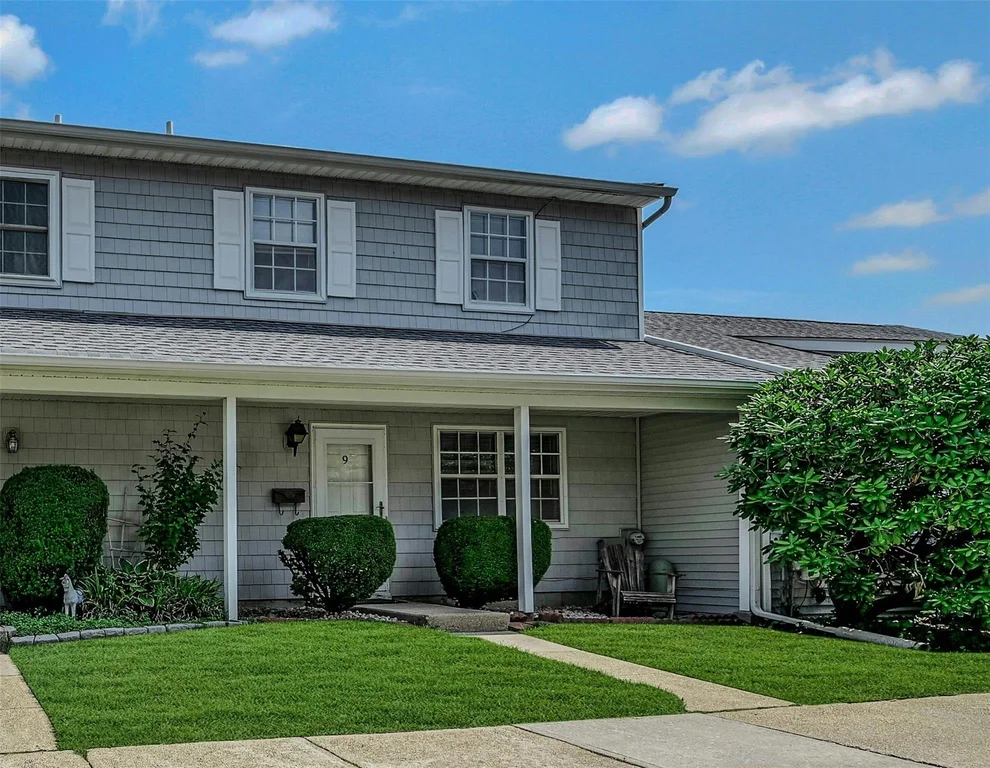 Unit for sale at 9 Harvest Time Court, Huntington, NY 11746