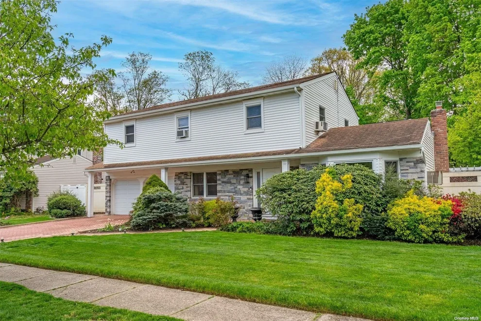 Unit for sale at 723 3rd Avenue, Huntington, NY 11731