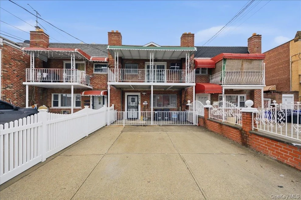 Unit for sale at 707 Hollywood Avenue, New York, NY 10465