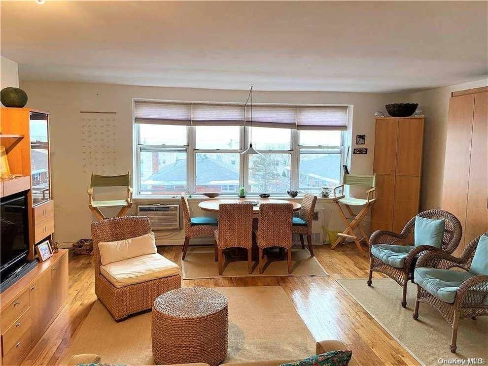 Unit for sale at 333 E Broadway Boulevard E, Hempstead, NY 11561