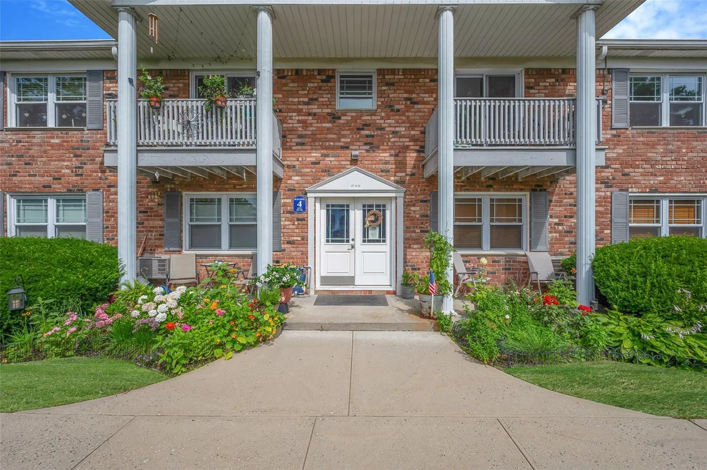 Unit for sale at 54 Fairharbor Drive, Brookhaven, NY 11772