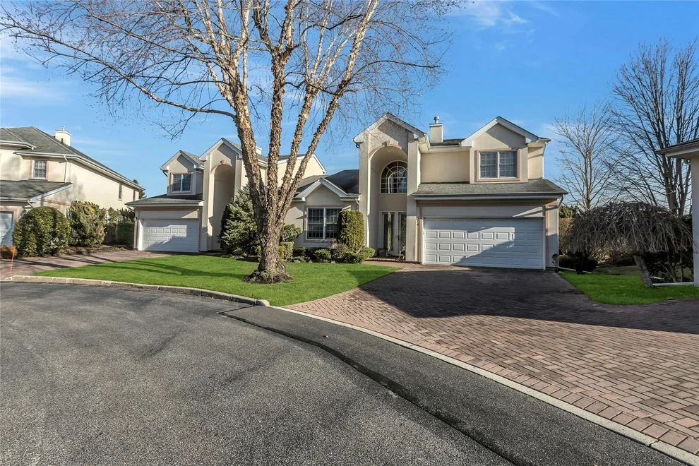 Unit for sale at 376 Altessa Boulevard, Huntington, NY 11747