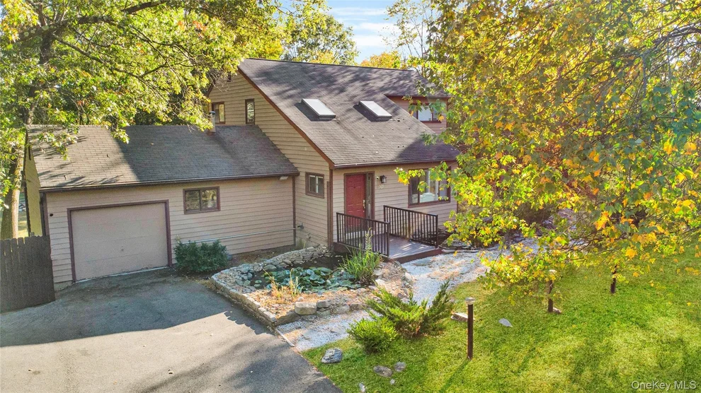 Unit for sale at 26 Hillside Terrace, Newburgh (Town), NY 12589