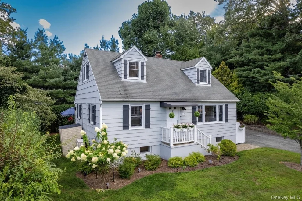 Unit for sale at 215 Birchwood Avenue, Clarkstown, NY 10960