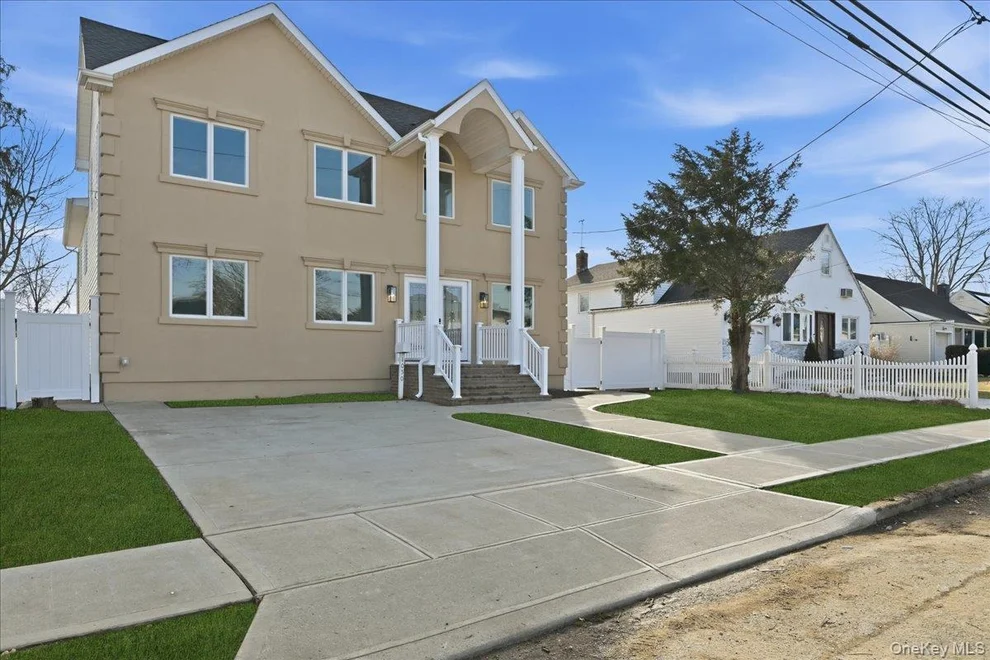 Unit for sale at 1050 Hastings Street, Hempstead, NY 11510