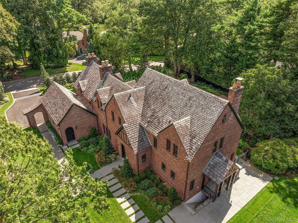 Unit for sale at 38 Country Club Drive, North Hempstead, NY 11050