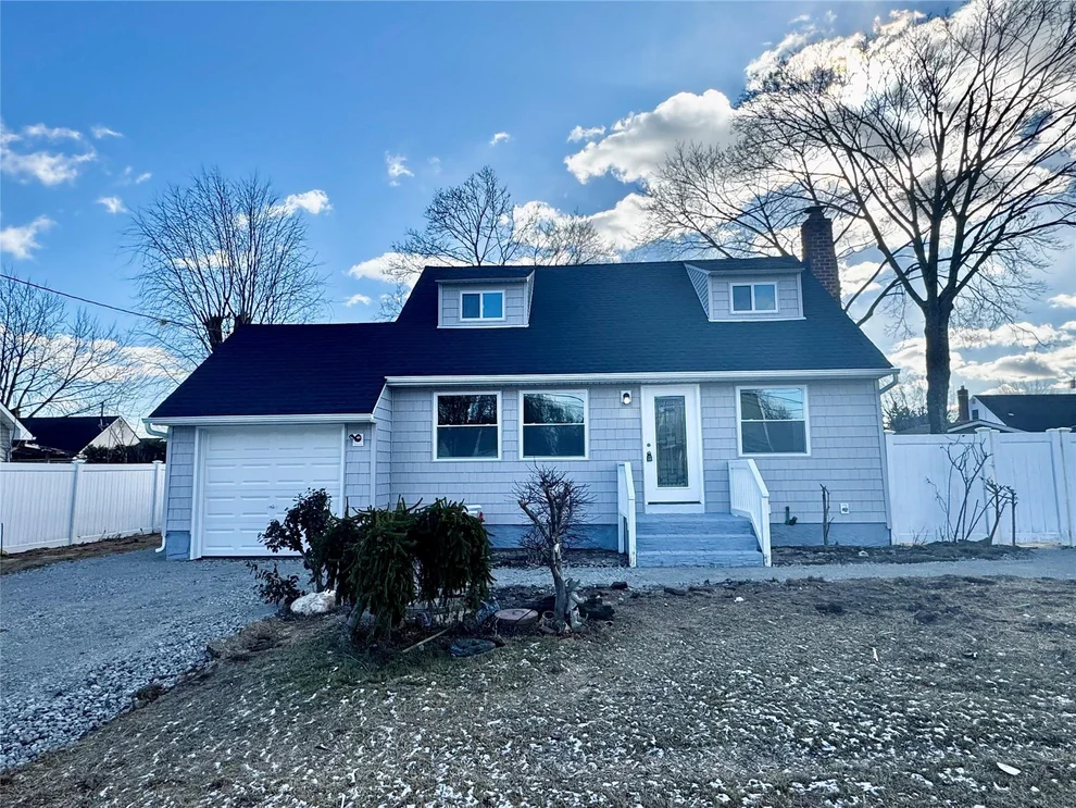 Unit for sale at 440 Irving Street, Islip, NY 11722