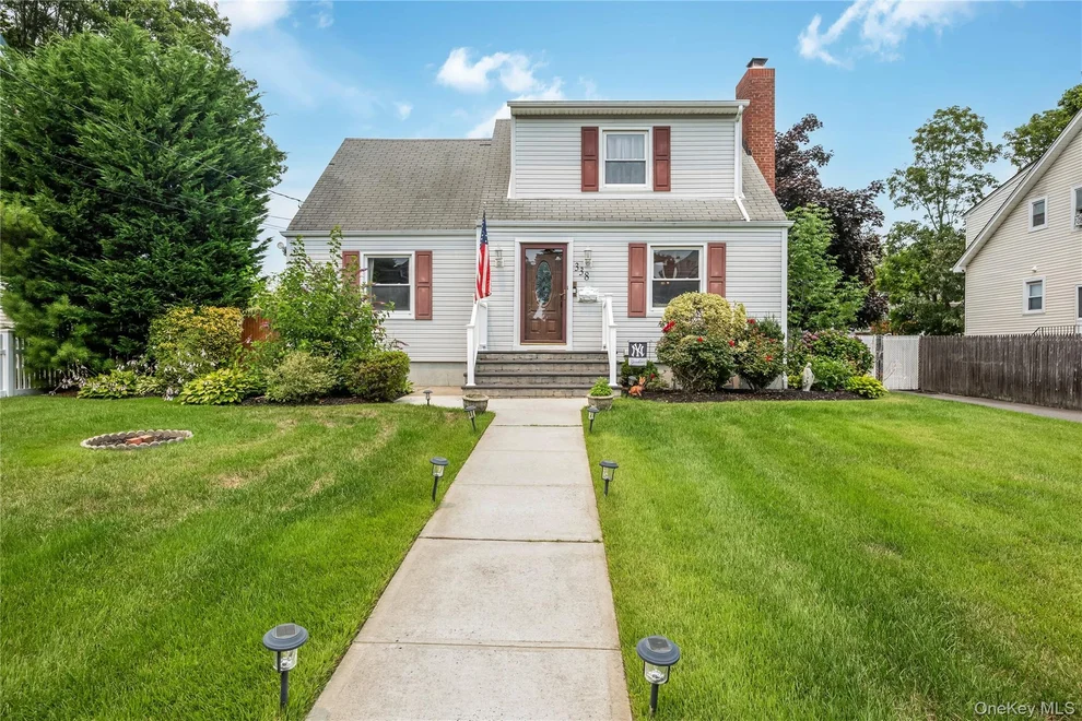 Unit for sale at 338 Southside Avenue, Hempstead, NY 11520