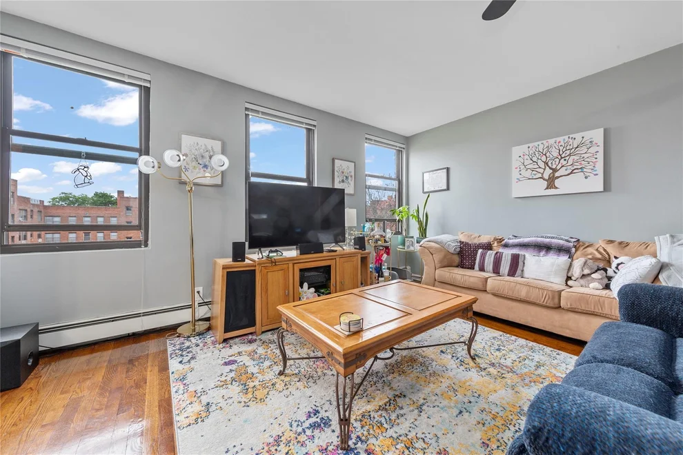 Unit for sale at 1 Jefferson Avenue, Hempstead, NY 11570