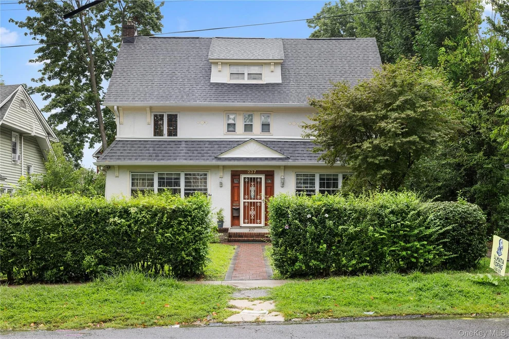 Unit for sale at 237 Coligni Avenue, New Rochelle, NY 10801