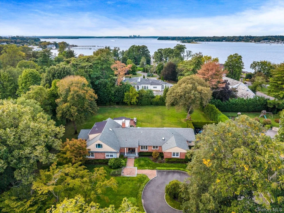 Unit for sale at 532 E Shore Road, North Hempstead, NY 11024