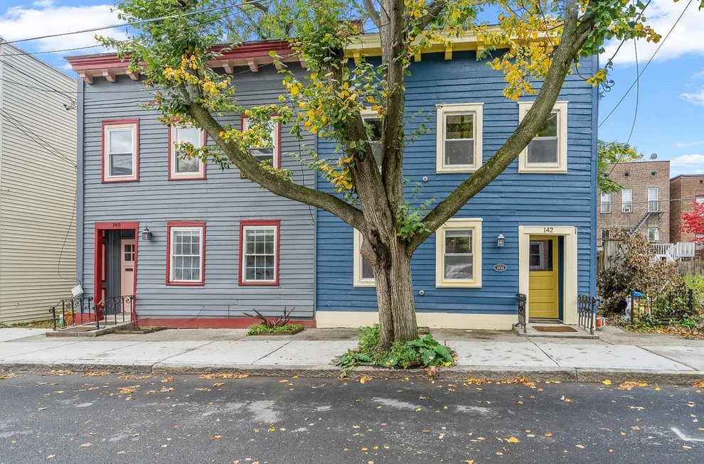 Unit for sale at 140 jefferson Street, Albany, NY 12210