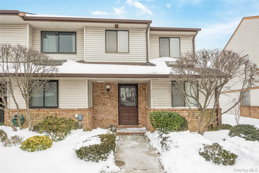 Unit for sale at 117 Laurel Lane, Hempstead, NY 11793