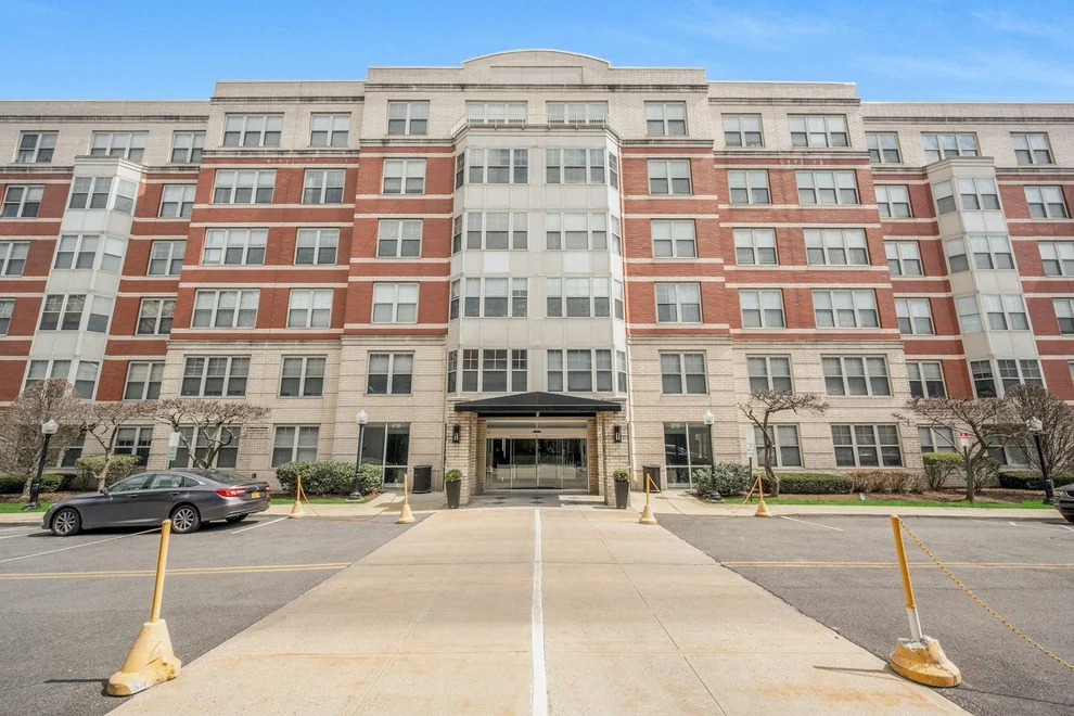 Unit for sale at 300 Mamaroneck Avenue, White Plains, NY 10605
