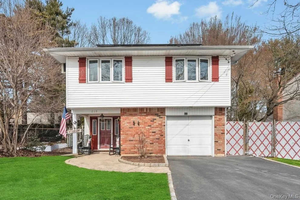 Unit for sale at 219 Bellerose Avenue, Huntington, NY 11731