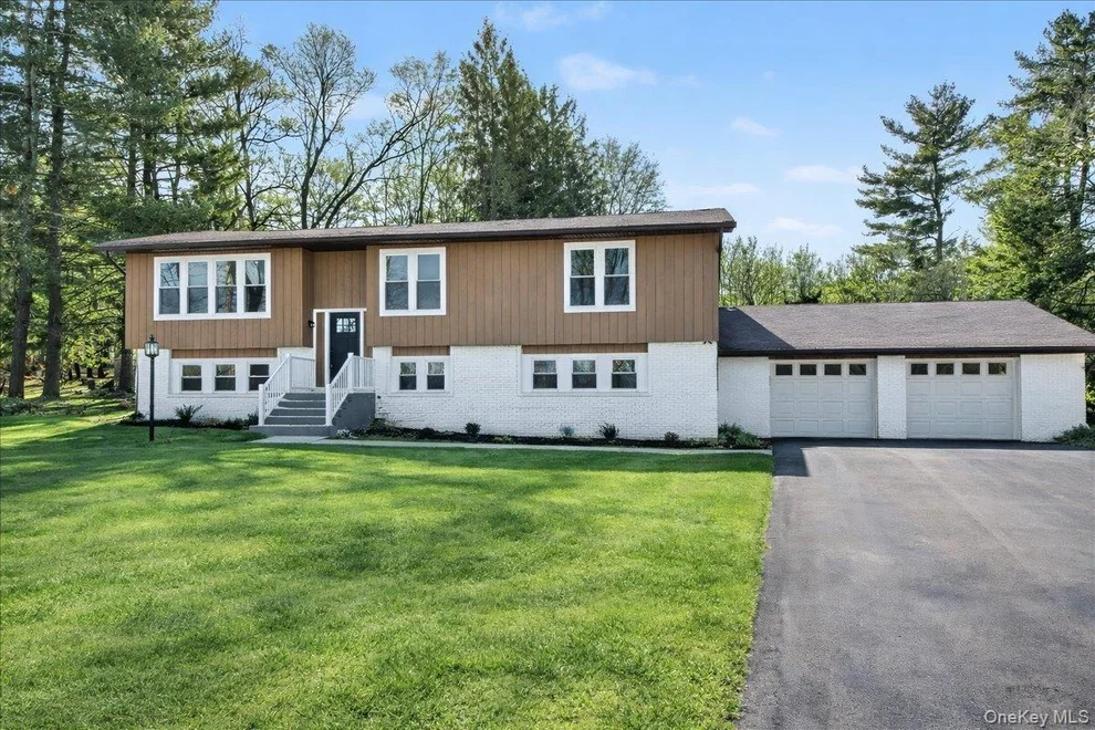 Unit for sale at 366 Overlook Road, Pleasant Valley, NY 12569